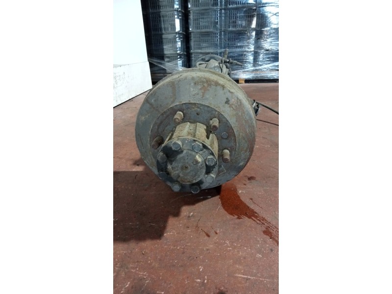 Recambio de puente trasero para nissan l - 45.085 pr / 2800 / 4.5 / 63 kw cabina individual referencia OEM IAM 6301100701 RUEDA 