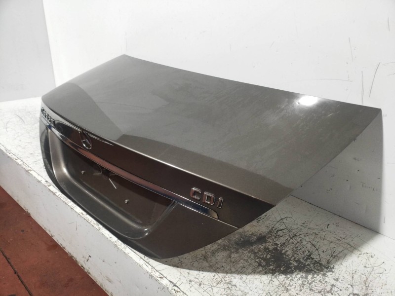Recambio de tapa maletero para mercedes clase cls (w219) 320 cdi (219.322) referencia OEM IAM   