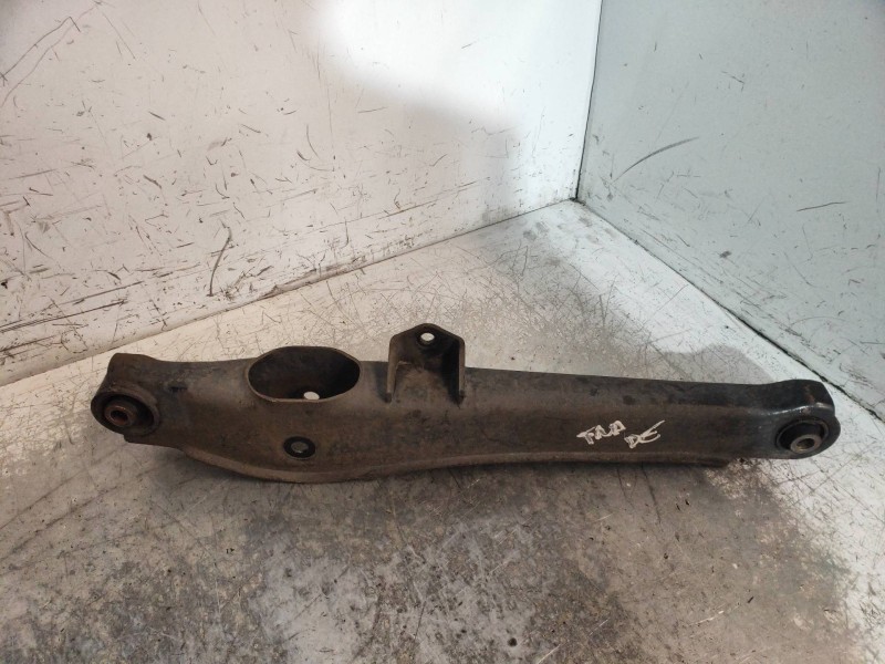 Recambio de brazo suspension inferior trasero derecho para dodge caliber s referencia OEM IAM   
