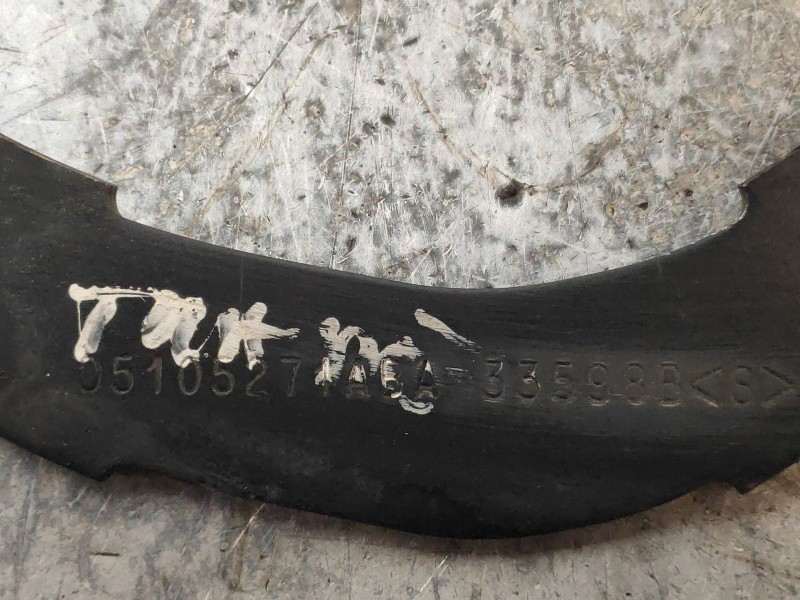 Recambio de brazo suspension superior trasero derecho para dodge caliber s referencia OEM IAM 05105271ABA 33598B 