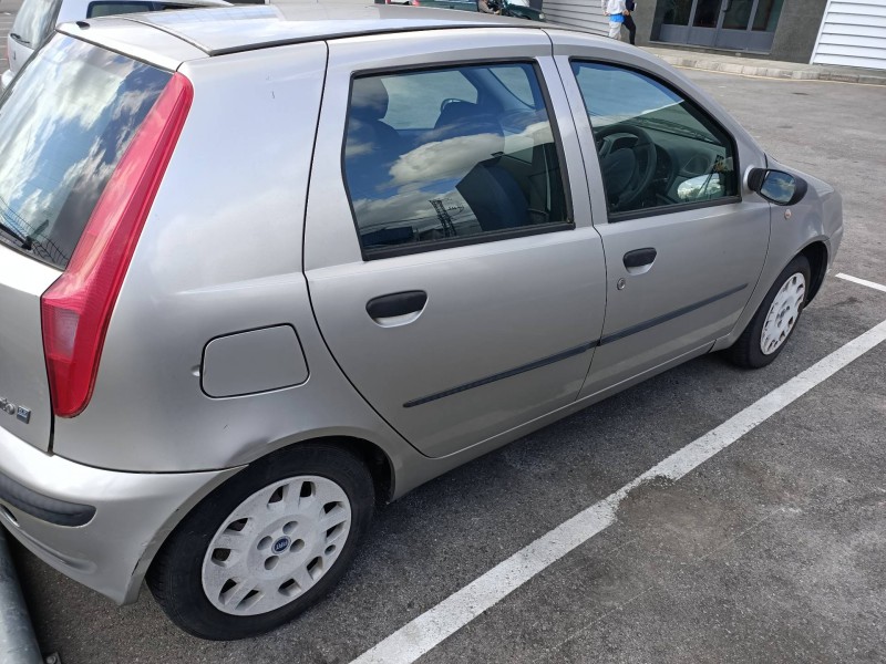 fiat punto berlina (188) del año 2009