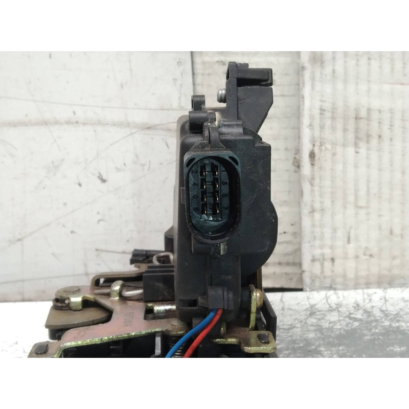 Recambio de motor cierre centralizado delantero derecho para volkswagen bora berlina (1j2) conceptline referencia OEM IAM 3B1837