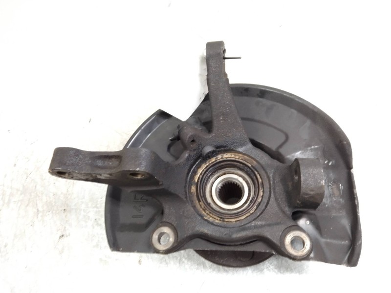 Recambio de mangueta delantera derecha para volvo s40 berlina td referencia OEM IAM   