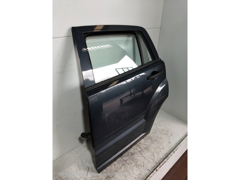 Recambio de puerta trasera izquierda para dodge caliber s referencia OEM IAM  5P 