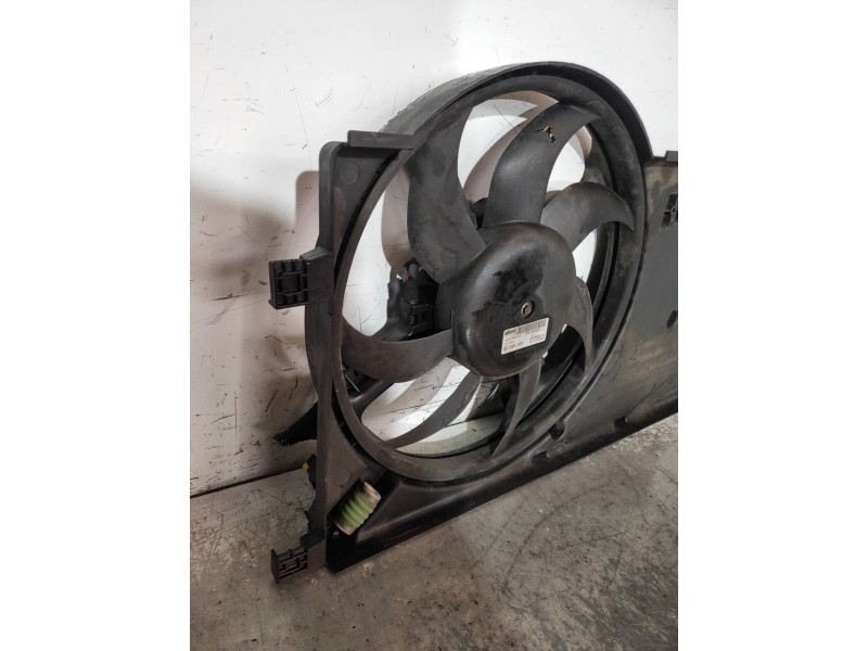 Recambio de electroventilador para fiat fiorino básico referencia OEM IAM 51805807 P9107001 51780703 