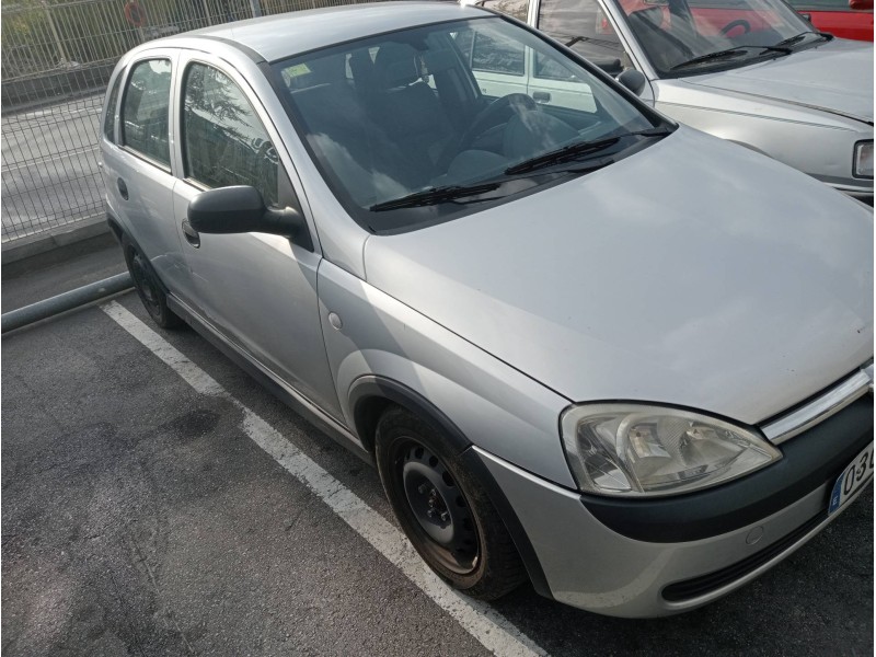 opel corsa c del año 2003