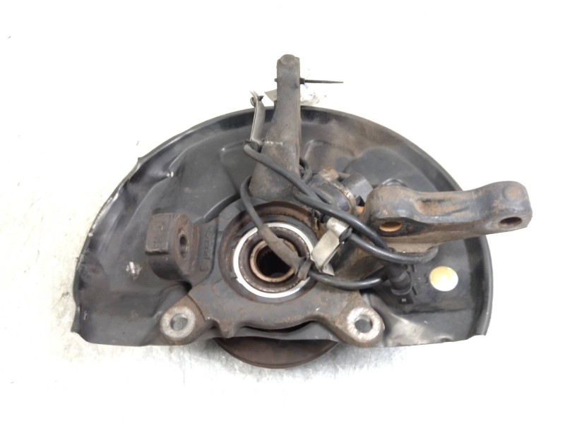 Recambio de mangueta delantera izquierda para volvo s40 berlina 1.9 turbodiesel referencia OEM IAM   