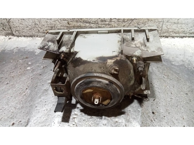 Recambio de faro derecho para renault 9 tse referencia OEM IAM   