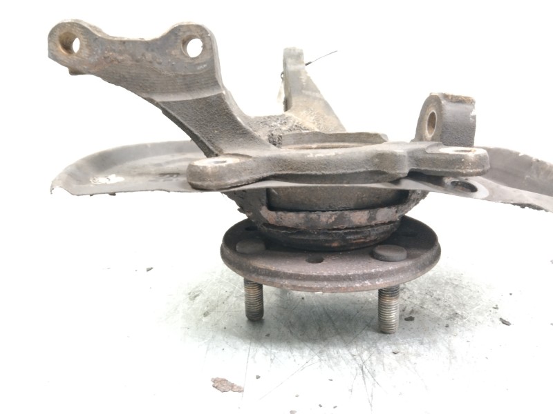 Recambio de mangueta delantera derecha para volvo s40 berlina 1.6 referencia OEM IAM   