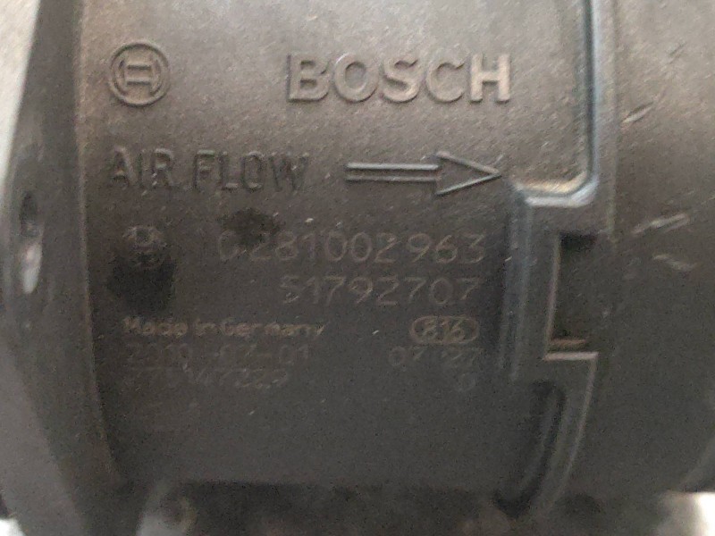 Recambio de caudalimetro para fiat fiorino básico referencia OEM IAM 0281002963 51792707 275147229