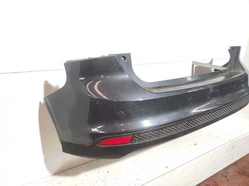 Recambio de paragolpes trasero para ford focus lim. (cb8) titanium referencia OEM IAM   