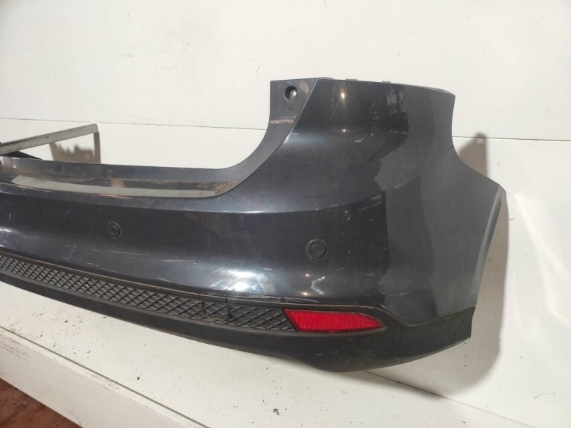 Recambio de paragolpes trasero para ford focus lim. (cb8) titanium referencia OEM IAM   