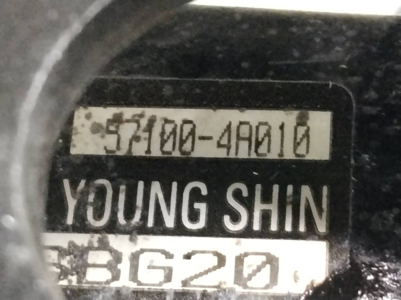 Recambio de bomba direccion para hyundai h 1 2.5 turbodiesel referencia OEM IAM 571004A010  