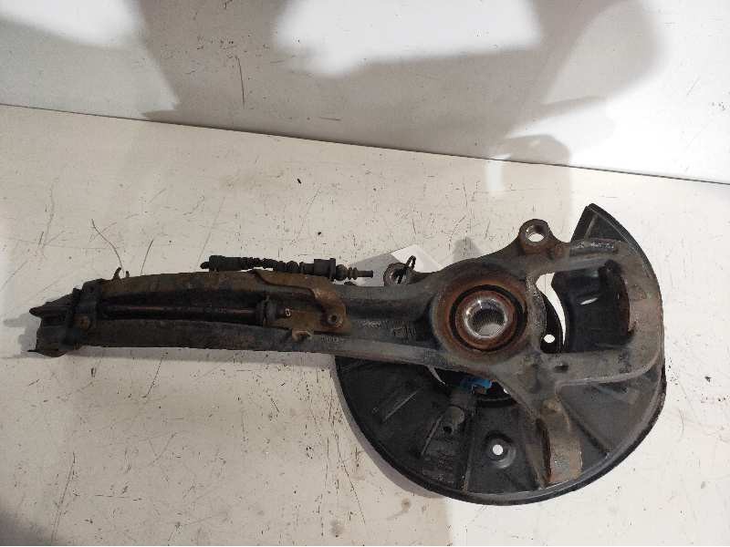 Recambio de mangueta delantera izquierda para volkswagen touareg (7la) 2.5 tdi referencia OEM IAM 7L6407257A 7773 