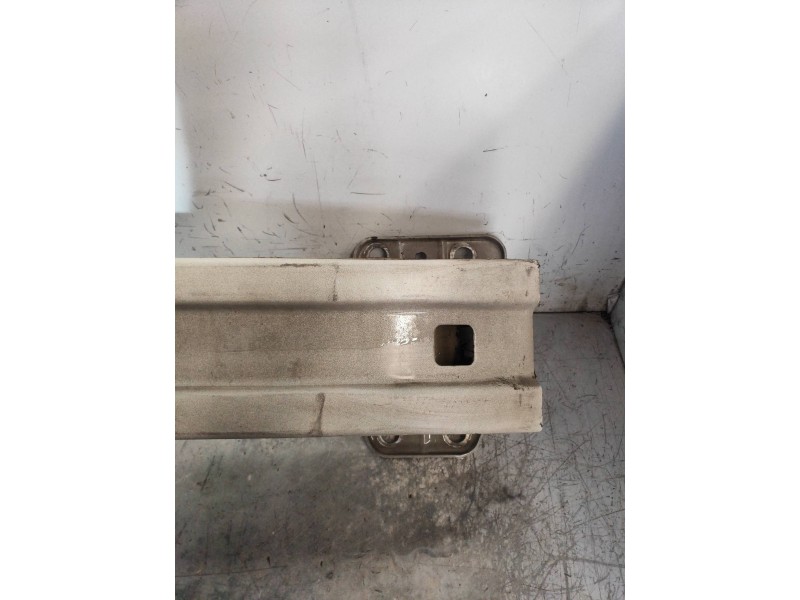 Recambio de refuerzo paragolpes delantero para fiat fiorino básico referencia OEM IAM   