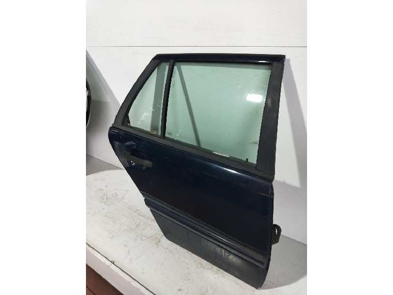 Recambio de puerta trasera derecha para mercedes clase c (w202) familiar 200 t cdi (202.194) referencia OEM IAM   