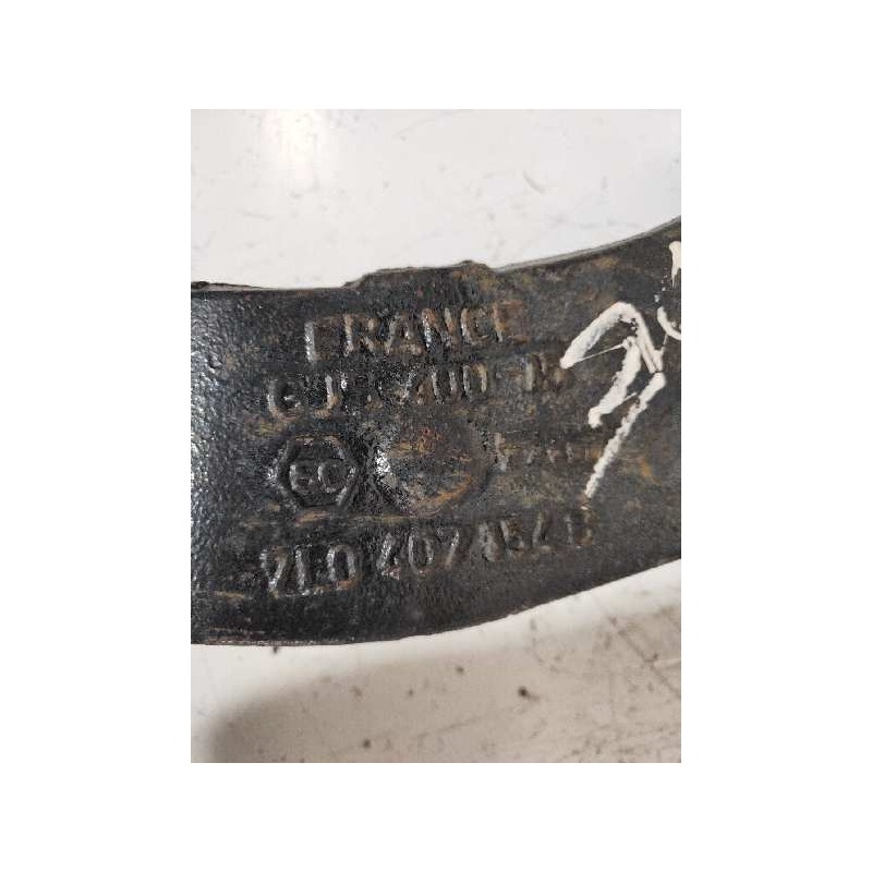 Recambio de brazo suspension inferior delantero derecho para volkswagen touareg (7la) 2.5 tdi referencia OEM IAM 7L0407154B  