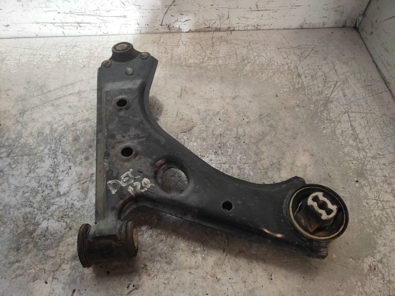 Recambio de brazo suspension inferior delantero izquierdo para fiat fiorino básico referencia OEM IAM   