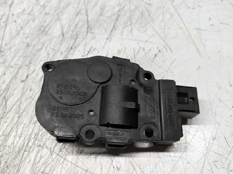 Recambio de motor apertura trampillas climatizador para audi a4 avant (8k5) (2008) 2.0 16v tdi referencia OEM IAM K9749005 25082