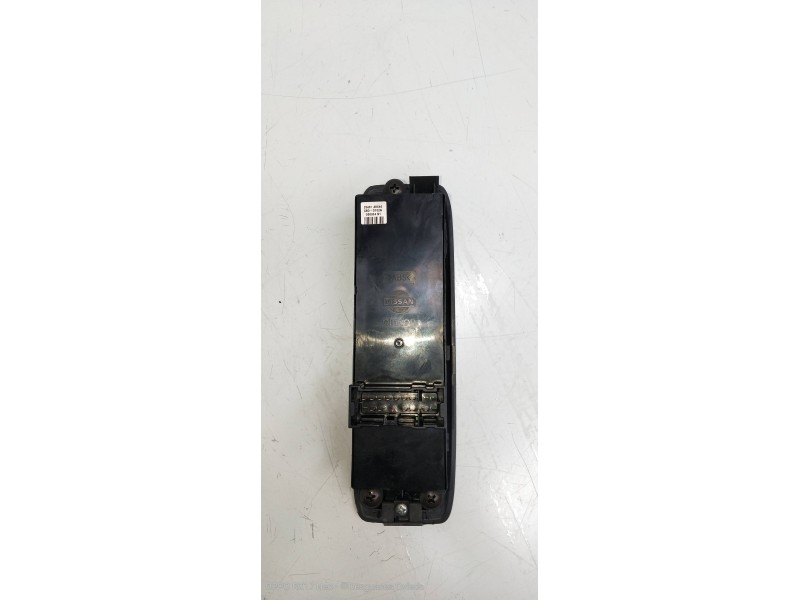 Recambio de mando elevalunas delantero izquierdo para nissan primera berlina (p12) acenta referencia OEM IAM 25401AV640  