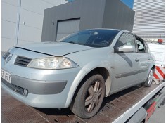 renault megane ii classic berlina del año 2004