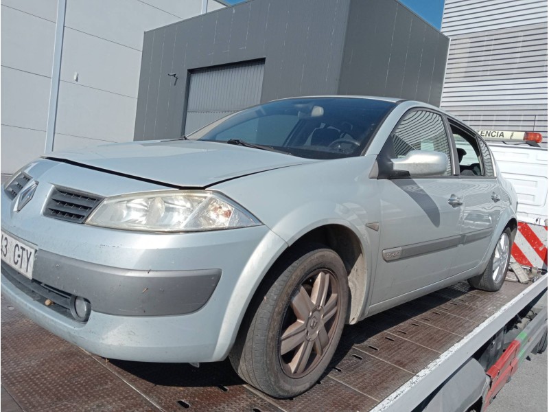 renault megane ii classic berlina del año 2004