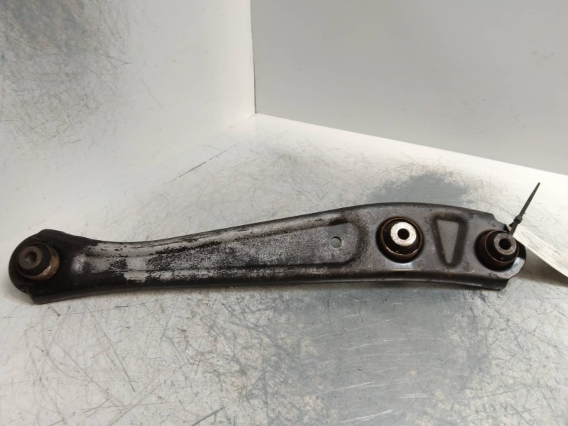 Recambio de tirante trasero izquierdo para honda civic berlina 3/4 (ej/ek) 1.4 referencia OEM IAM   