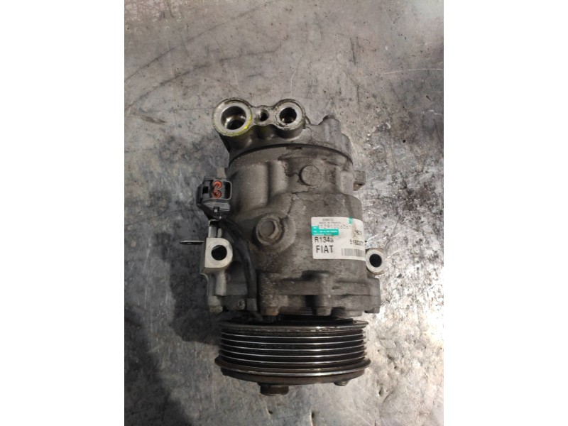 Recambio de compresor aire acondicionado para fiat fiorino básico referencia OEM IAM SD6V121921F 51803075 