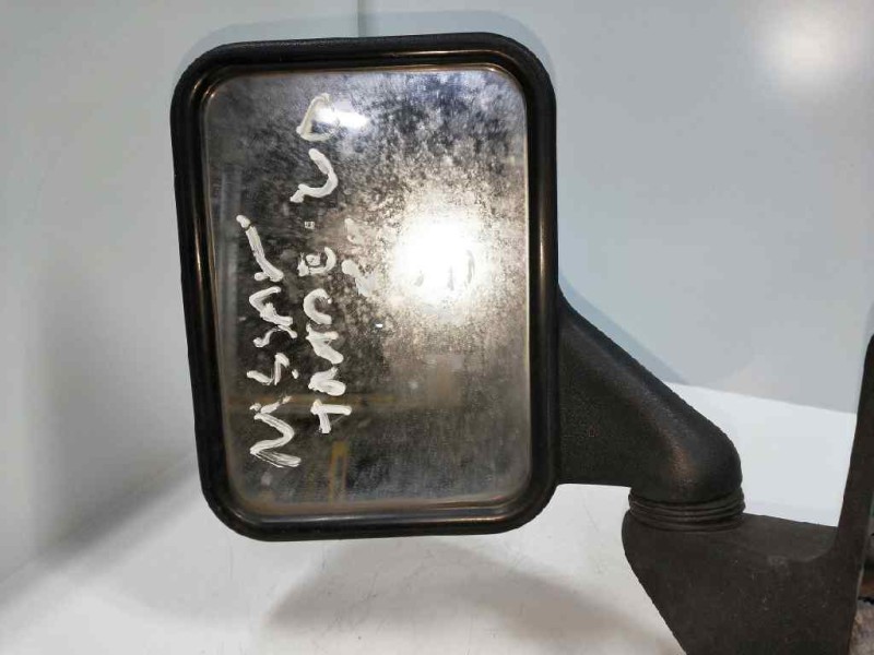 Recambio de retrovisor izquierdo para nissan trade referencia OEM IAM   