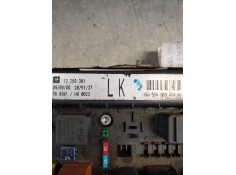 Recambio de caja reles / fusibles para opel astra h berlina 1.4 16v referencia OEM IAM 5DK00946440 12685301  2