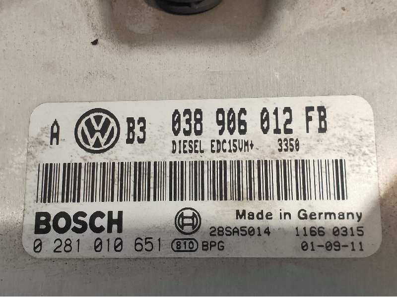 Recambio de centralita motor uce para volkswagen bora berlina (1j2) highline referencia OEM IAM 0281010651 038906012FB 28SA5014 