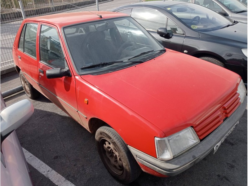 peugeot 205 berlina del año 1997