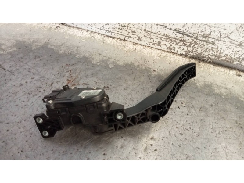 Recambio de potenciometro pedal para volkswagen touareg (7l6) tdi r5 referencia OEM IAM 7L6721507H 6PV00777025 