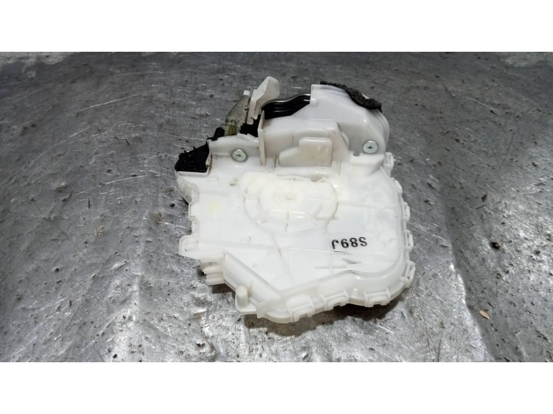 Recambio de motor cierre centralizado delantero derecho para mazda cx-30 selection 2wd referencia OEM IAM   