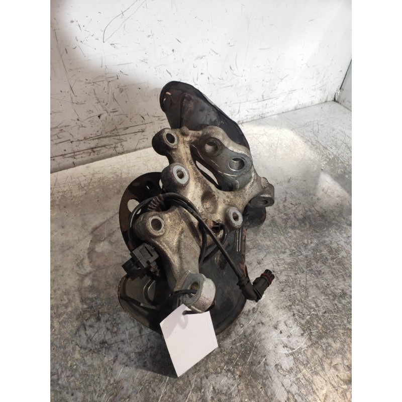 Recambio de mangueta delantera derecha para mercedes clase clk (w209) coupe 200 compressor (209.341) referencia OEM IAM   