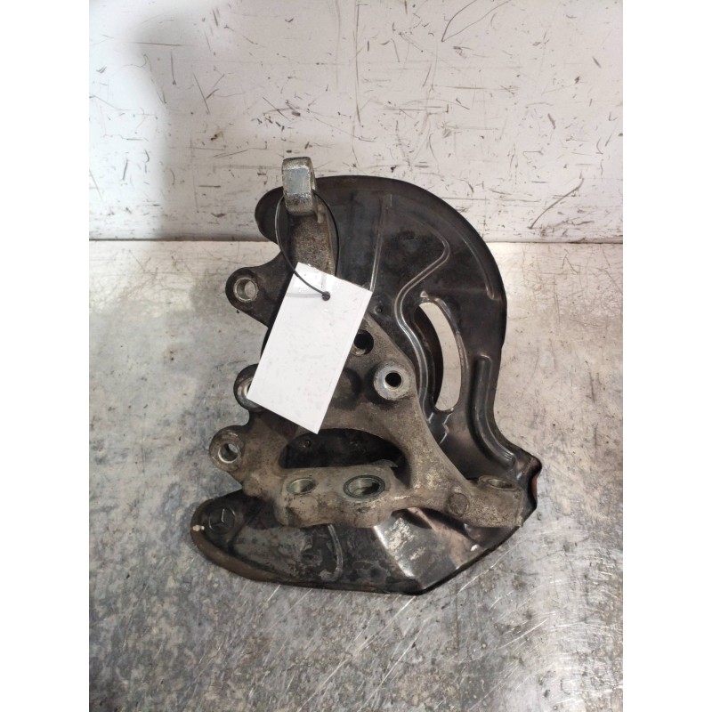 Recambio de mangueta delantera izquierda para mercedes clase clk (w209) coupe 200 compressor (209.341) referencia OEM IAM   