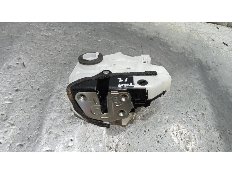 Recambio de motor cierre centralizado trasero izquierdo para mazda cx-30 selection 2wd referencia OEM IAM   