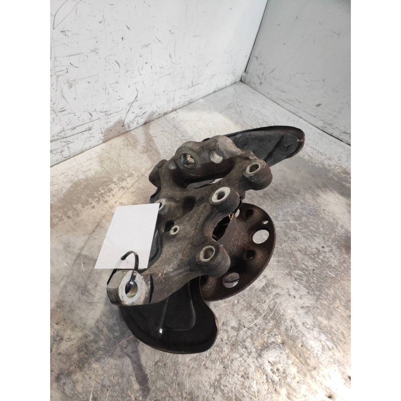 Recambio de mangueta delantera izquierda para mercedes clase clk (w209) coupe 200 compressor (209.341) referencia OEM IAM   