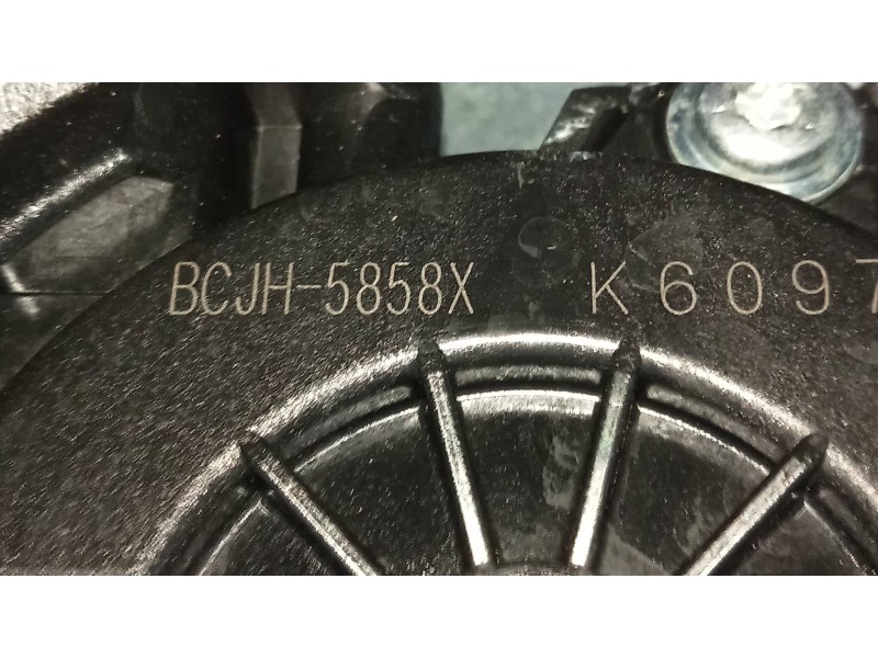Recambio de elevalunas delantero derecho para mazda cx-30 selection 2wd referencia OEM IAM BCJH5858X  