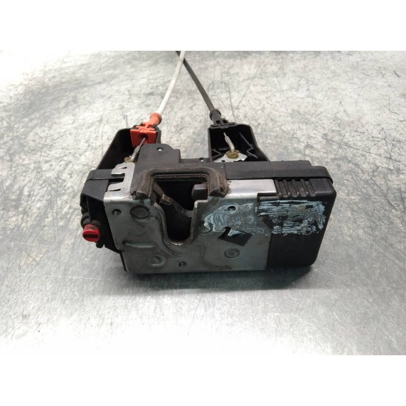 Recambio de motor cierre centralizado trasero derecho para opel astra g berlina comfort referencia OEM IAM 24414135 DT 5P
