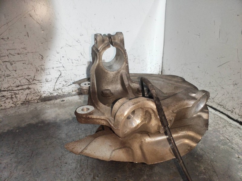 Recambio de mangueta delantera izquierda para bmw serie 1 berlina (e81/e87) 116d referencia OEM IAM 3121676444303  