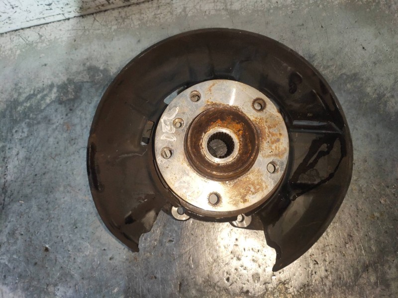 Recambio de mangueta trasera derecha para bmw serie 1 berlina (e81/e87) 116d referencia OEM IAM   