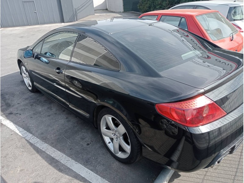 peugeot 407 coupe del año 2006