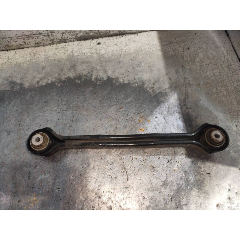 Recambio de brazo suspension superior trasero derecho para bmw serie 1 berlina (e81/e87) 116d referencia OEM IAM 33326763471  