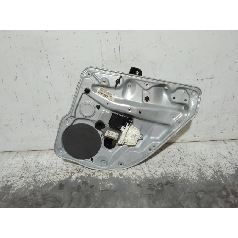 Recambio de elevalunas trasero derecho para volkswagen bora berlina (1j2) conceptline referencia OEM IAM 1J5839756C 1J5839730G 1