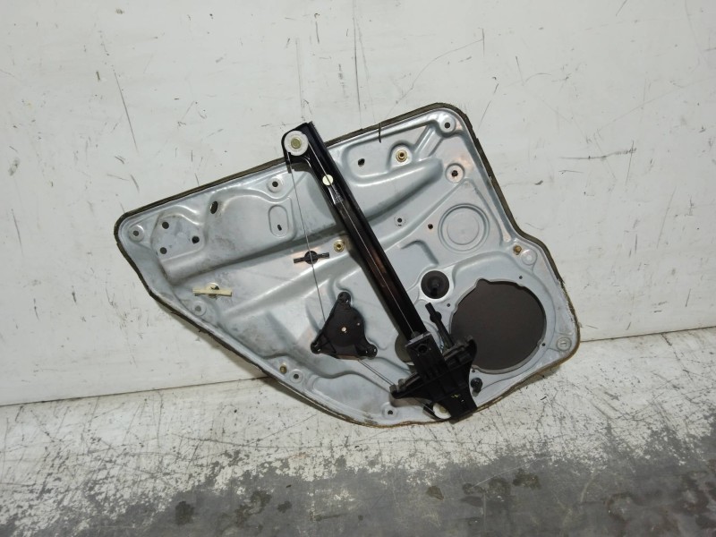 Recambio de elevalunas trasero derecho para volkswagen bora berlina (1j2) conceptline referencia OEM IAM 1J5839756C 1J5839730G 1