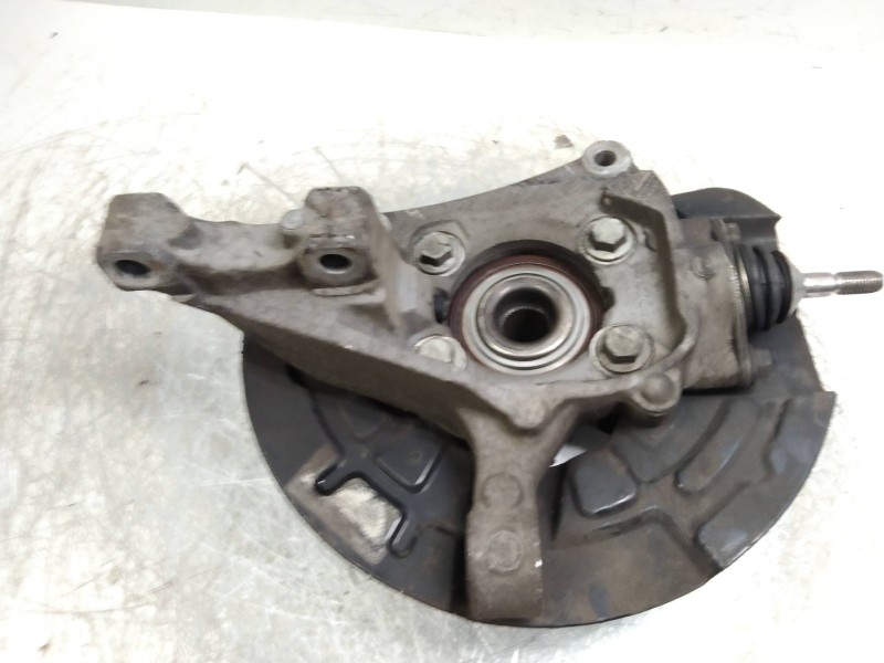 Recambio de mangueta delantera izquierda para volvo s80 berlina 2.5 d referencia OEM IAM   