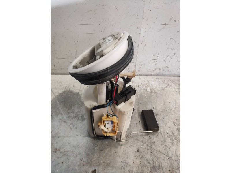 Recambio de bomba combustible para mercedes clase clk (w209) coupe 200 compressor (209.341) referencia OEM IAM   