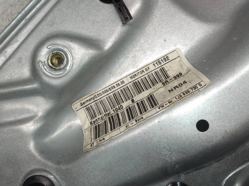 Recambio de elevalunas trasero derecho para volkswagen bora berlina (1j2) conceptline referencia OEM IAM 1J5839756C 1J5839730G 1