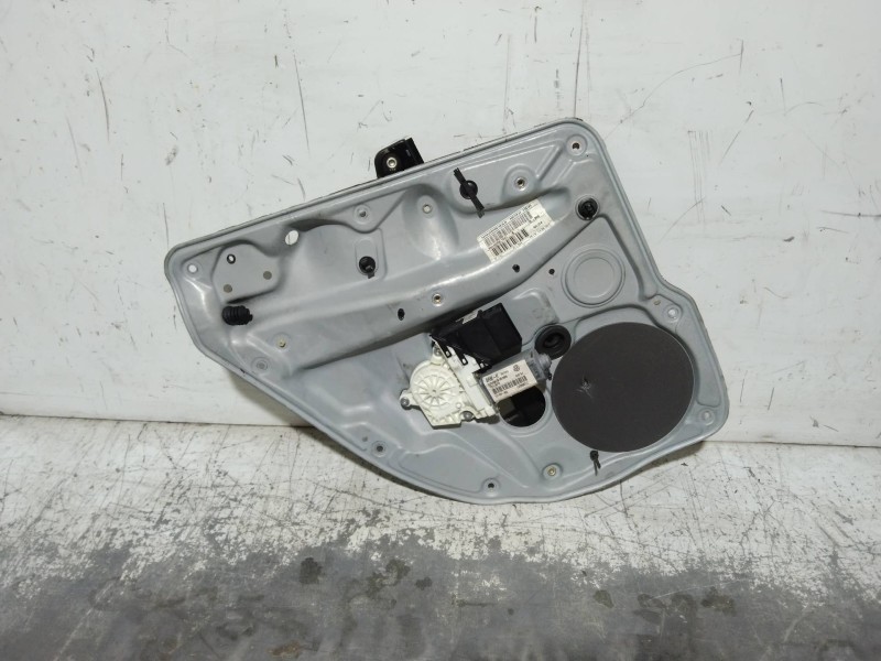 Recambio de elevalunas trasero izquierdo para volkswagen bora berlina (1j2) conceptline referencia OEM IAM 1J5839755C 1J5839729G